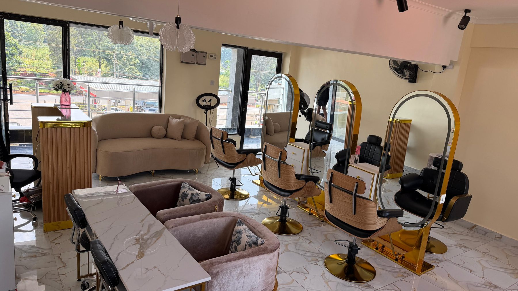 Curl Couture Salon & Spa gallery image